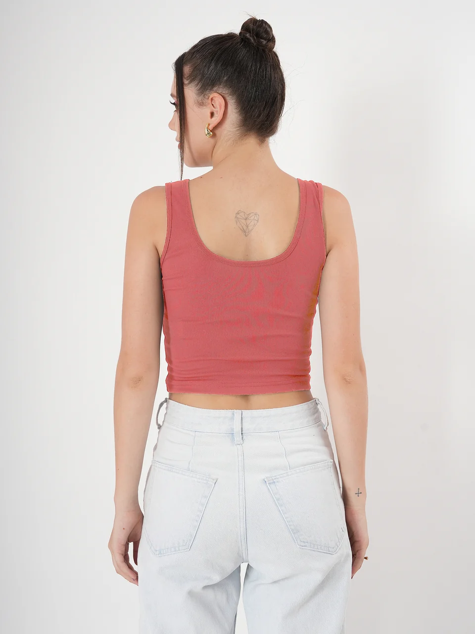 Clobug Solid Sleeveless Round Neck Crop Top - Image 34