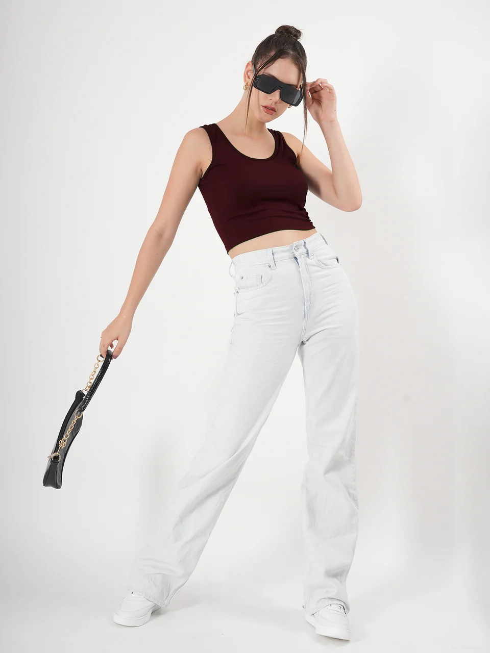 Clobug Solid Sleeveless Round Neck Crop Top - Image 44