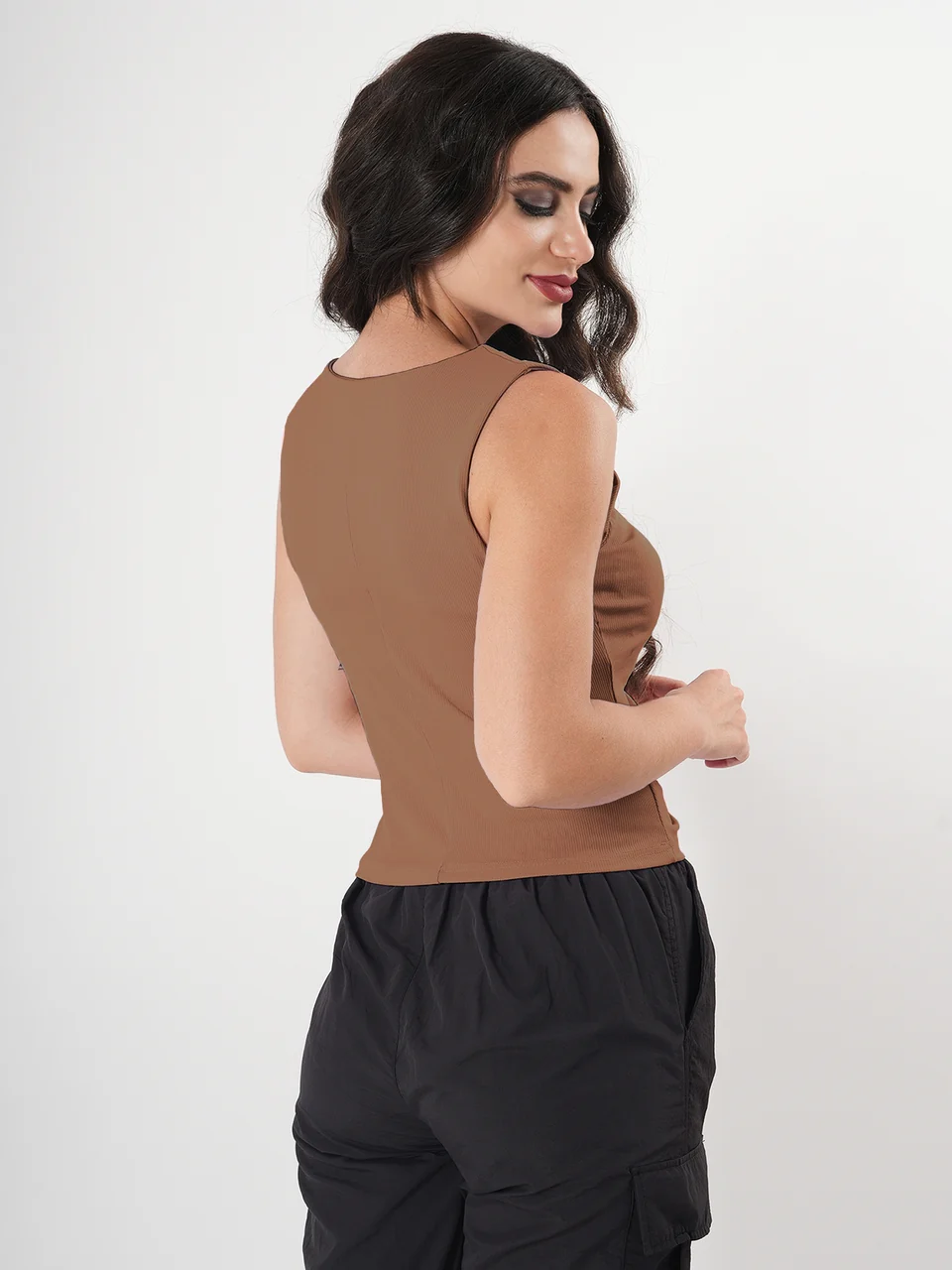 Solid V Neck Sleeveless Pleated Semi Crop Top - Image 13
